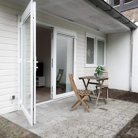 Private Design W Garden&parking *