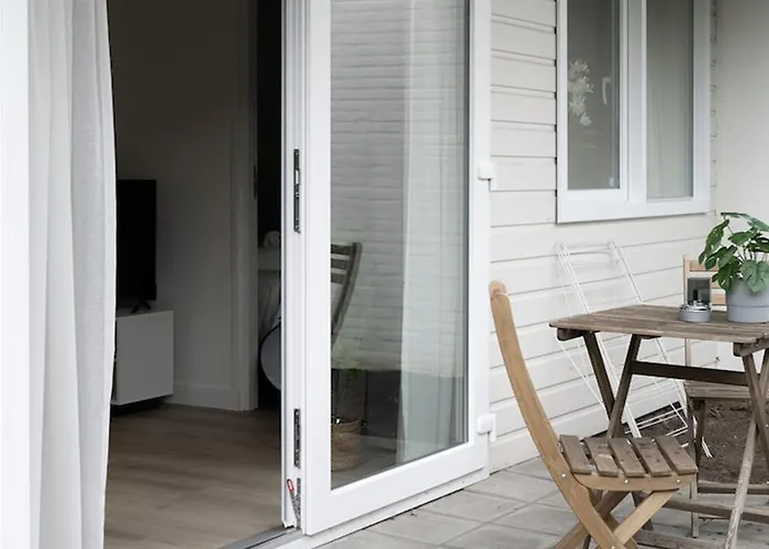 Private Design W Garden&parking